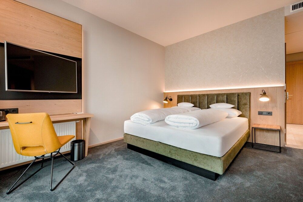 afbeelding van Deluxe tweepersoonskamer, 1 kingsize bed, uitzicht op bergen