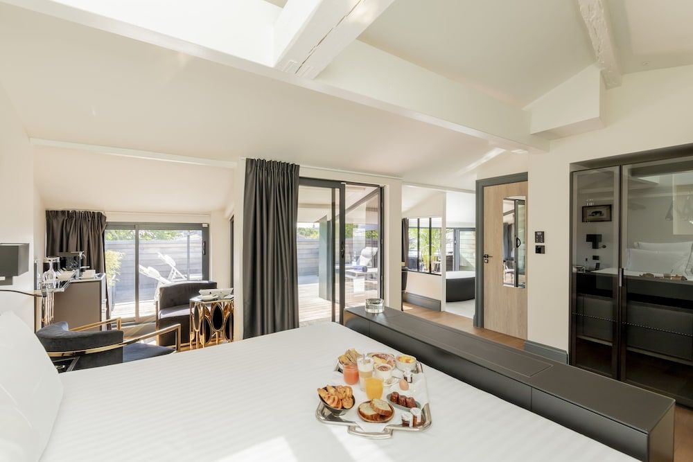afbeelding van Suite (Montaigne)