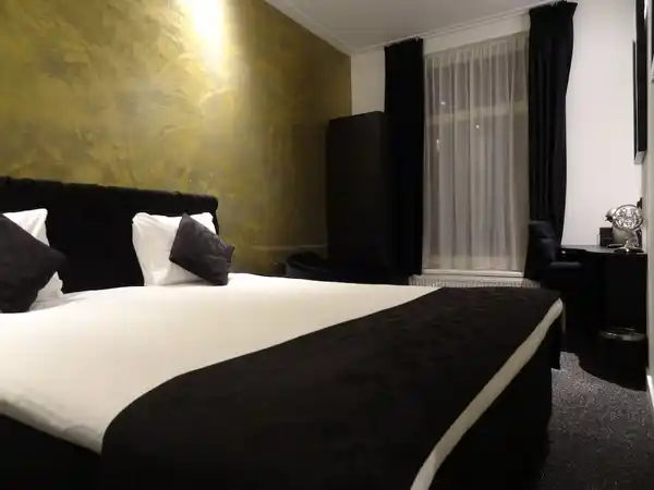 Sara's Boutique Hotel - Tweepersoonskamer, balkon - GENERAL