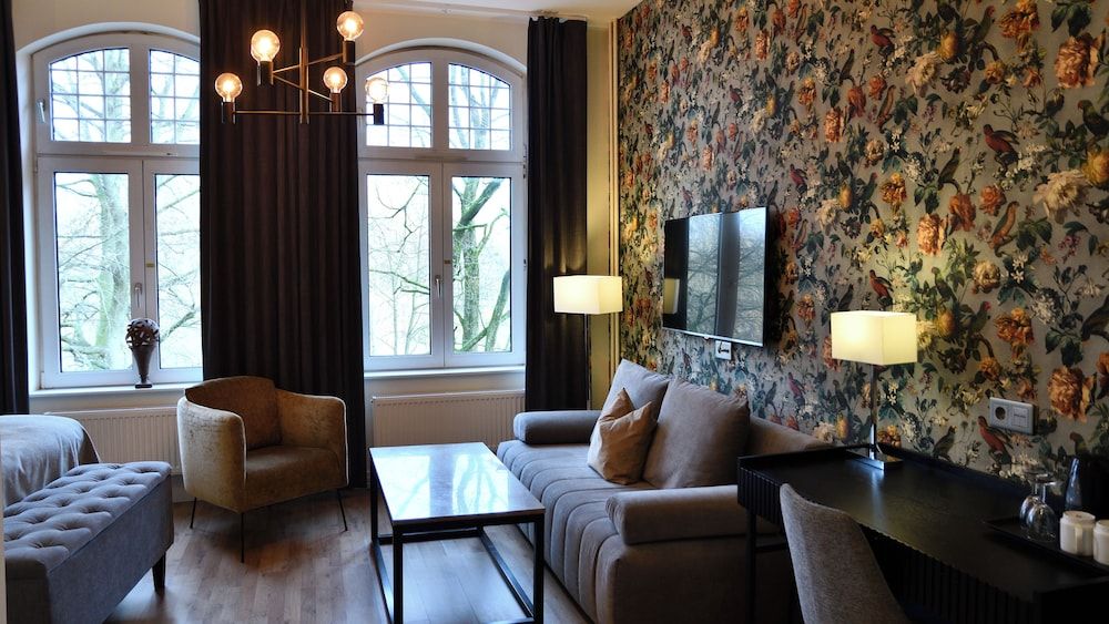 afbeelding van Deluxe kamer, 1 queensize bed met slaapbank, niet-roken (Includes a light evening meal)