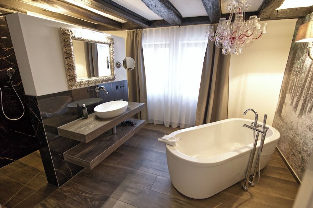 afbeelding van Junior studio suite, 1 kingsize bed, patio, uitzicht op tuin