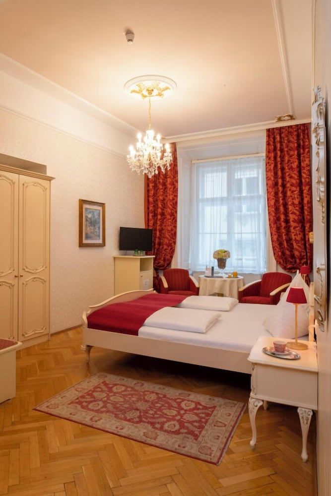 afbeelding van Klassieke kamer, 1 twee- of 2 eenpersoonsbedden