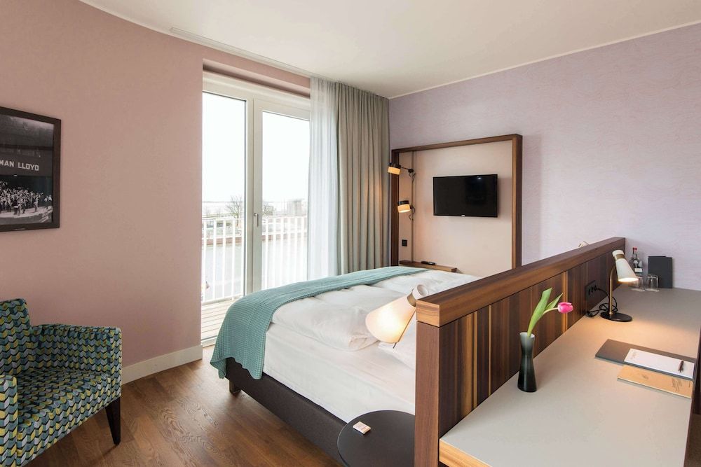 afbeelding van Standaard kamer, 1 tweepersoonsbed, balkon