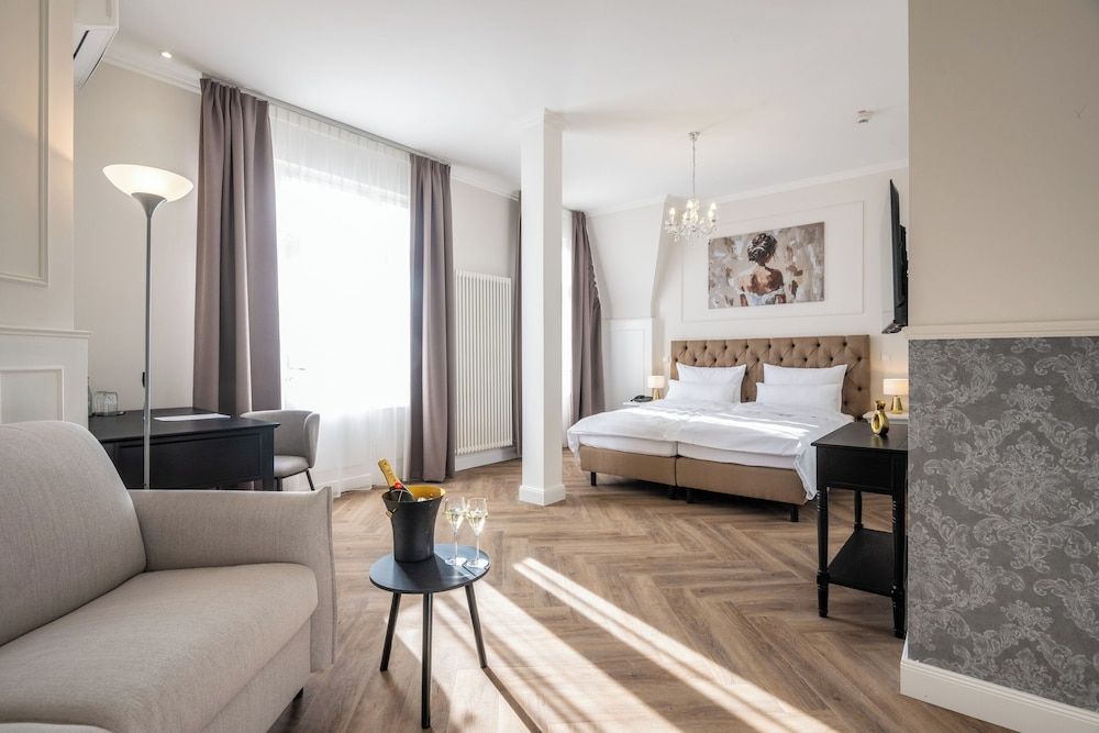 afbeelding van Panorama suite, balkon, uitzicht op rivier