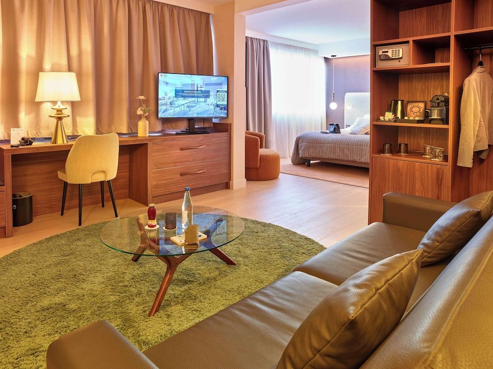 afbeelding van Junior suite, 1 kingsize bed, niet-roken (Larger Room;with Sofabed)