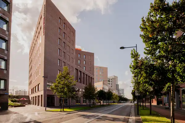 IntercityHotel Breda - Zomer Sale - FRONT