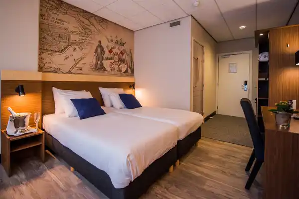 Tulip Inn Leiden Centre - Standaard kamer Hotdeal - ROOM