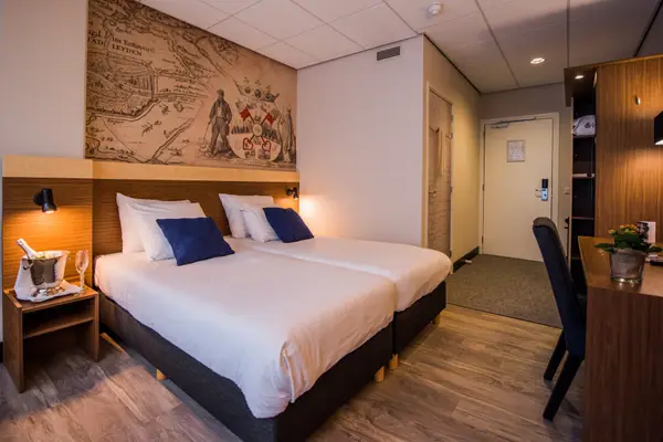 Tulip Inn Leiden Centre - Early Bird Lente Sale - ROOM