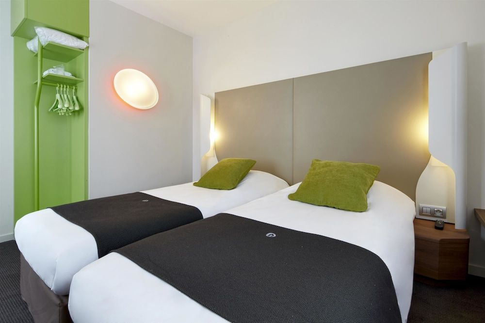 afbeelding van Kamer, 3 eenpersoonsbedden
