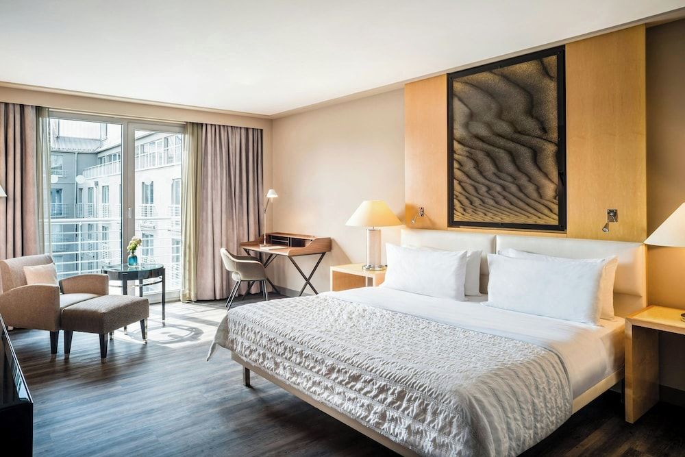 afbeelding van Deluxe kamer, 1 kingsize bed, niet-roken, uitzicht op tuin