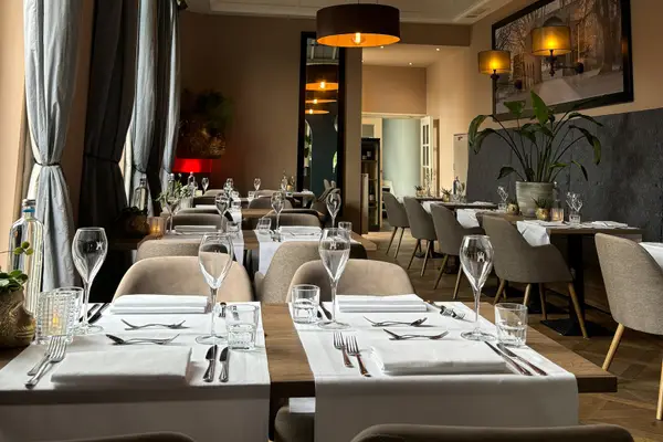 Hampshire Hotel - 's Gravenhof Zutphen - Lente Sale - RESTAURANT