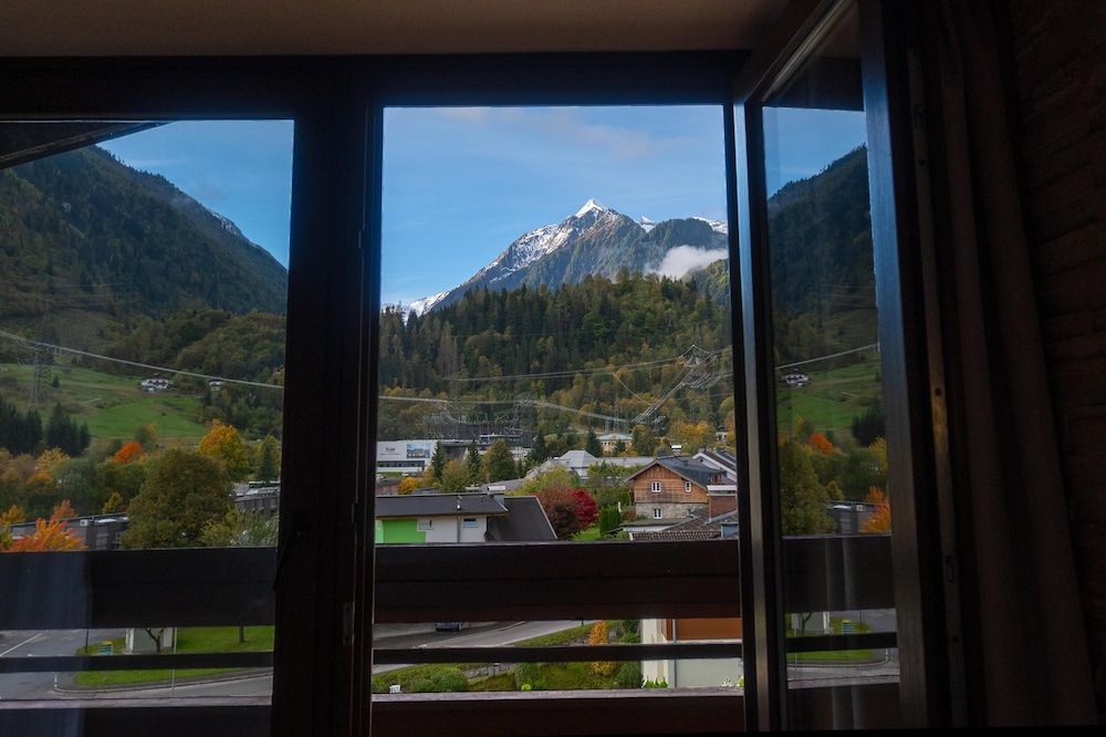 afbeelding van Standaard tweepersoonskamer, 1 slaapkamer, balkon, uitzicht op bergen