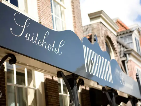 Suitehotel Posthoorn - Kleine tweepersoonskamer - FRONT