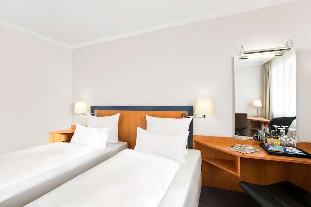 NH Frankfurt Airport West in Raunheim - de beste aanbiedingen!