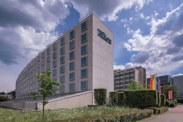 Hilton Geneva Hotel and Conference Centre - Kamer, 1 queensize bed, toegankelijk voor mindervaliden - GENERAL