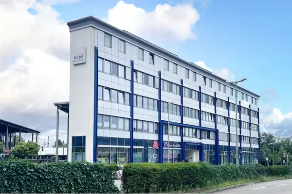 Hotel Rhein-Ruhr - Lente Sale - FRONT
