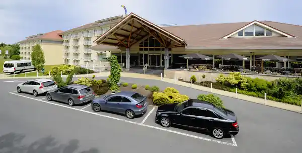 Van der Valk Hotel Charleroi - Premium Double Kamer - FRONT