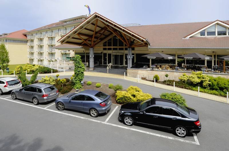 Park Sleep Fly Charleroi Airport Van Der Valk www.hotelspecials.nl