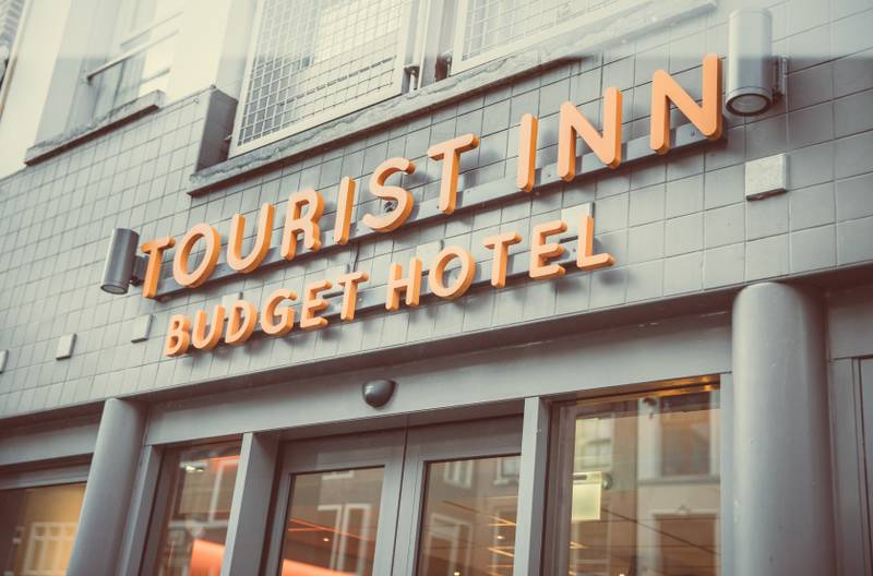 boss james tourist inn