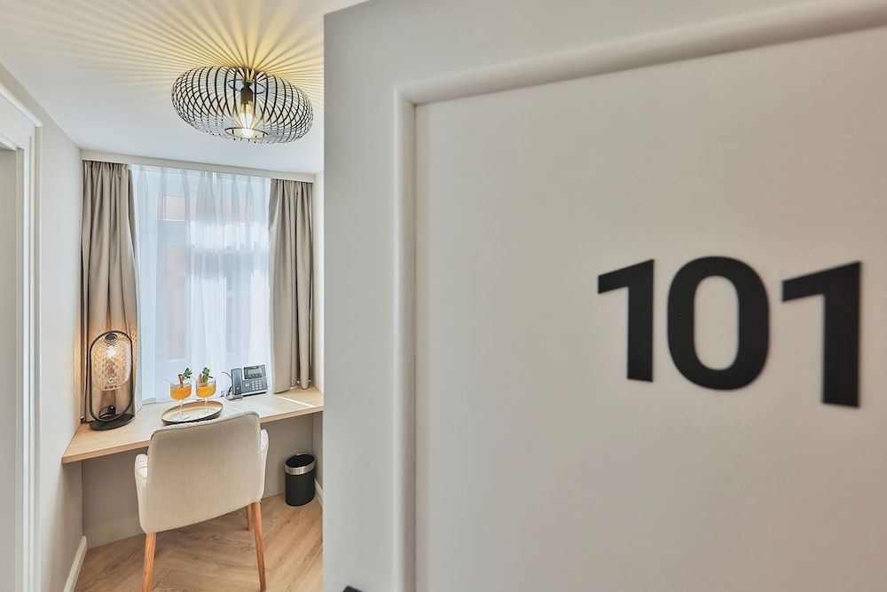 afbeelding van Deluxe tweepersoonskamer, 1 kingsize bed, koelkast