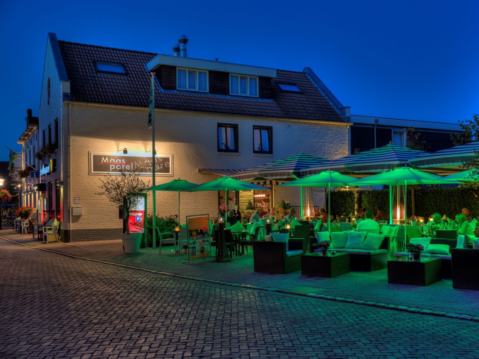 Hotel-Restaurant De Maasparel in Arcen - de beste aanbiedingen!