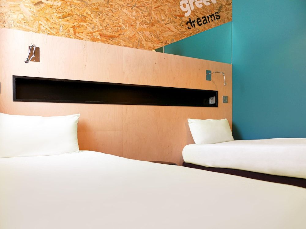 afbeelding van Kamer, 2 eenpersoonsbedden (Pop)