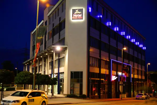 Hotel Rhein-Ruhr - Lente Sale - FRONT