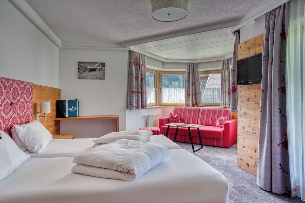 afbeelding van Deluxe kamer, balkon, uitzicht op bergen